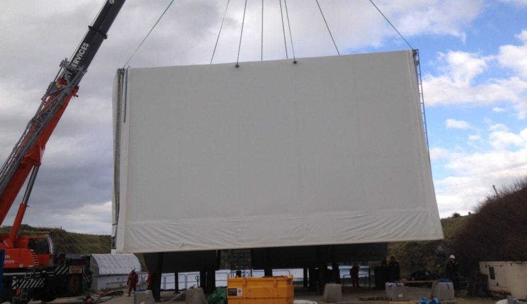 Mobile fabric Structure